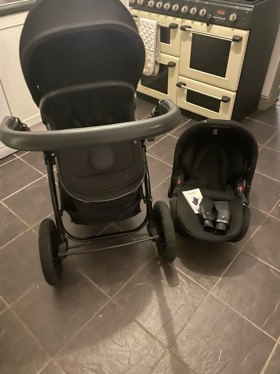 Travel system - Image 2