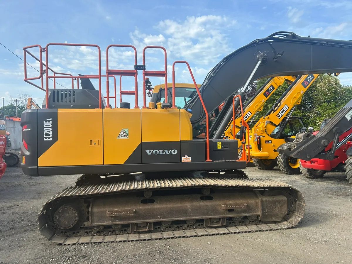 2021 Volvo ec200el (4600 hours) - Image 1