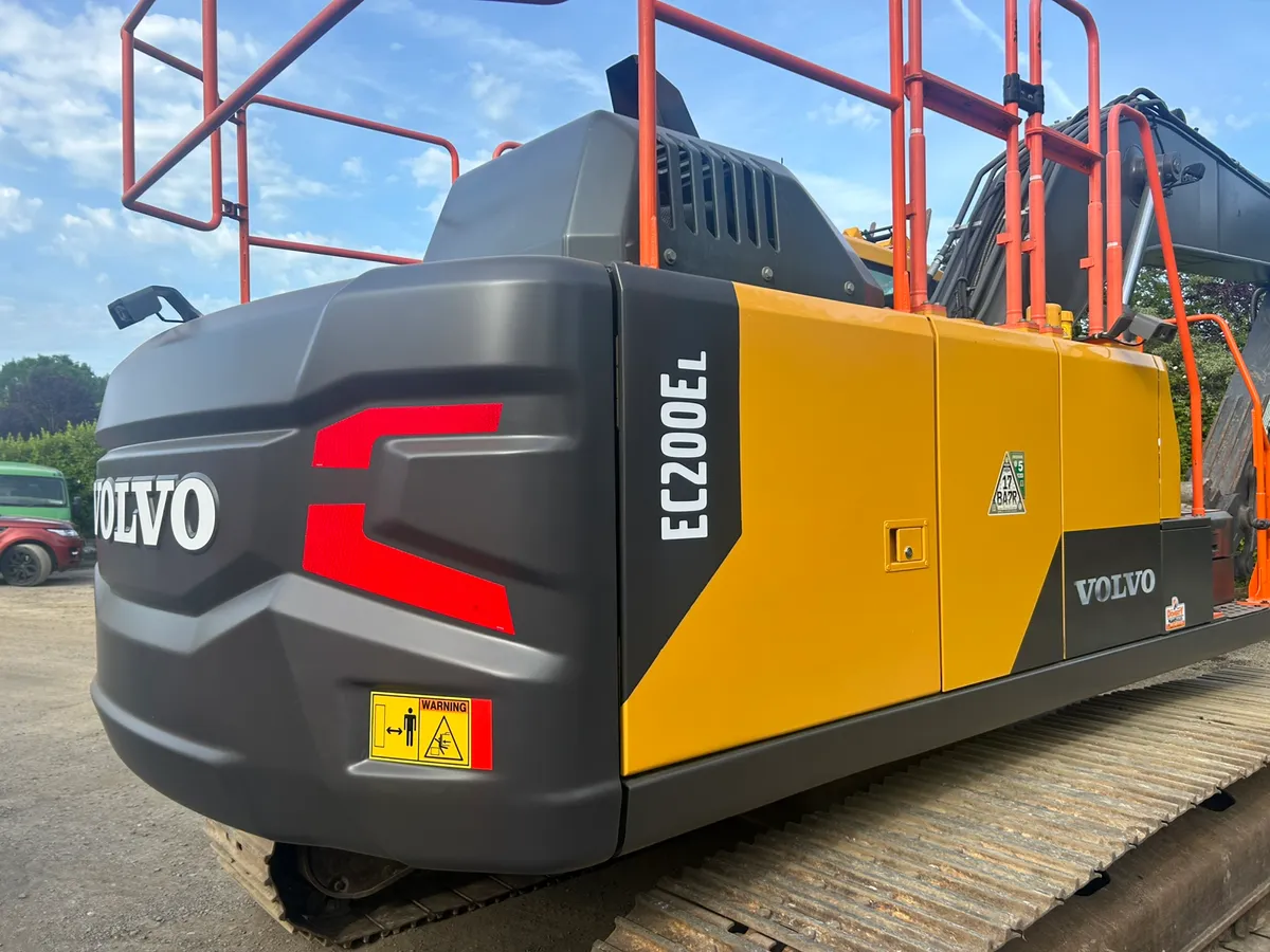 2021 Volvo ec200el (4600 hours) - Image 3