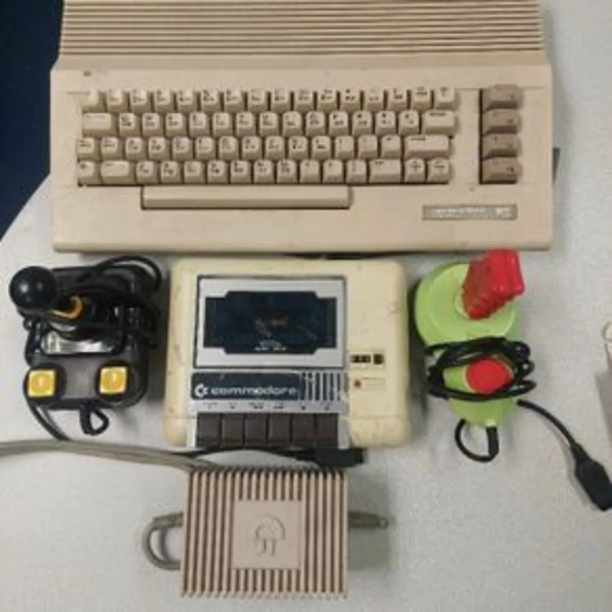 COMMODORE 64 - Image 1