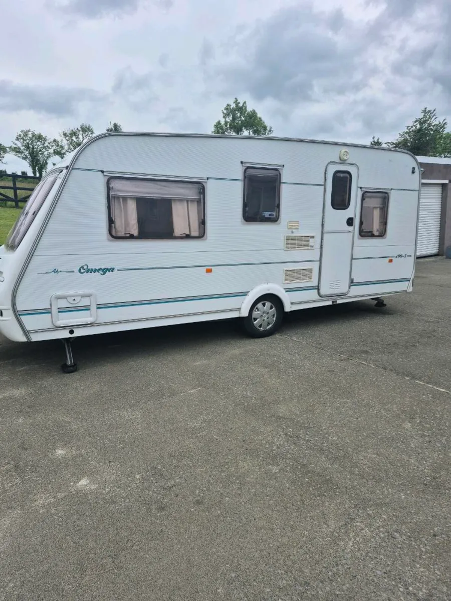 Caravan - Image 1