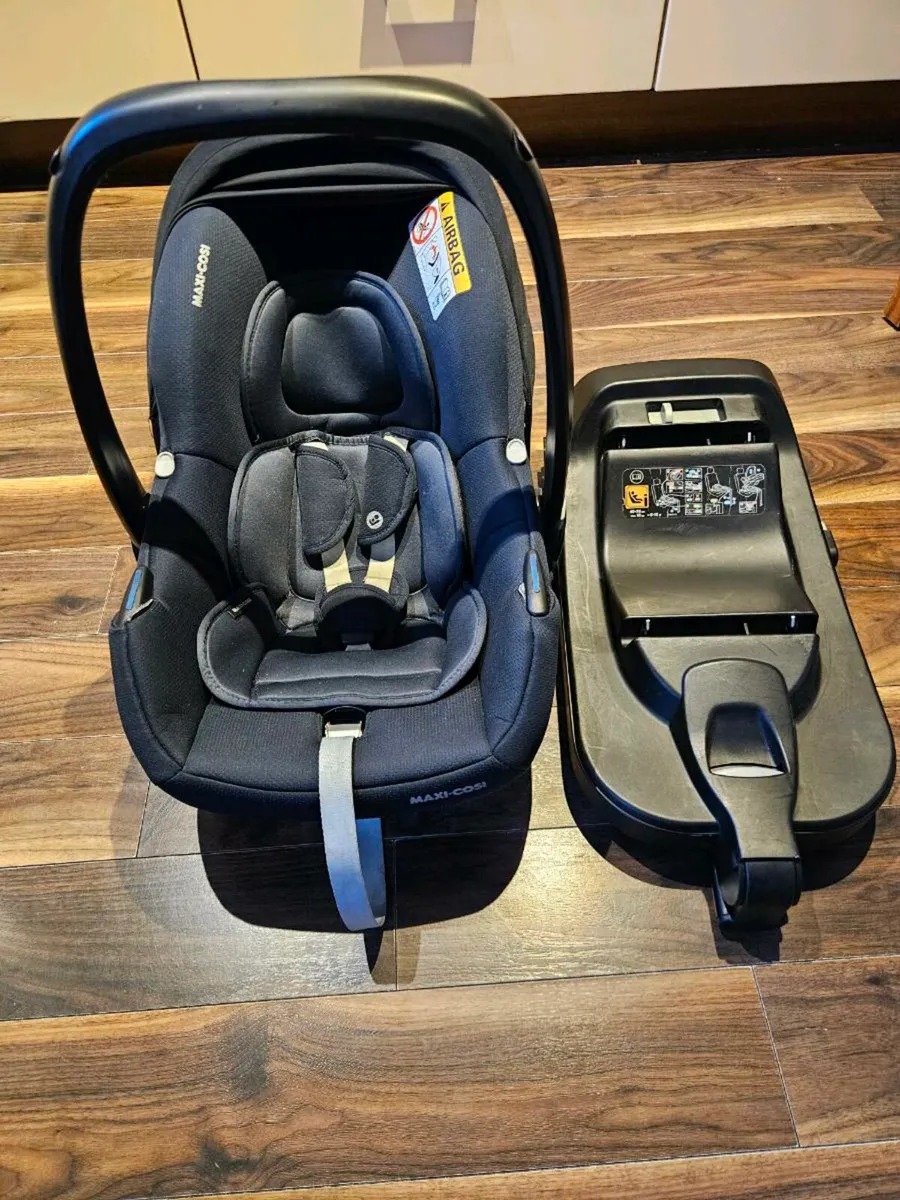 Maxi Cosi Cabriofix i-Size - Image 1