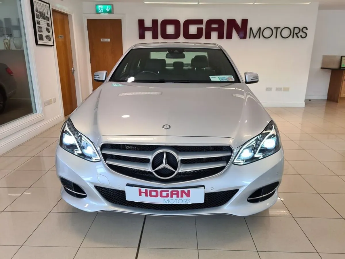 Mercedes-Benz E-Class E 220d Bluetec SE 4DR Autom - Image 2