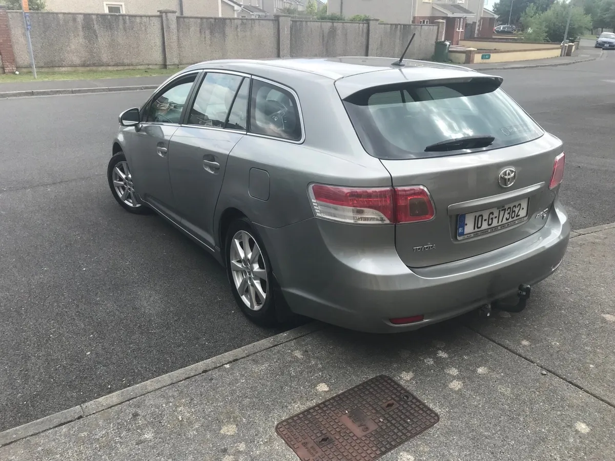 ‘10 Avensis Est, D4D, NCT 3/26, - Image 4