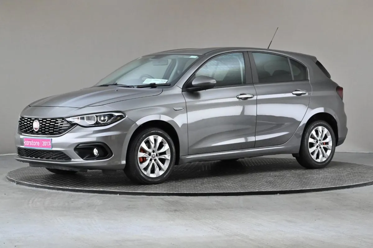 Fiat Tipo 1.3 95bhp 5spd Easy  rear Park Sensors - Image 4