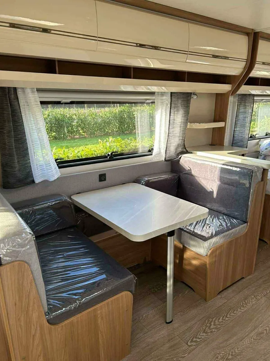 Hobby caravan 6 berth - Image 3