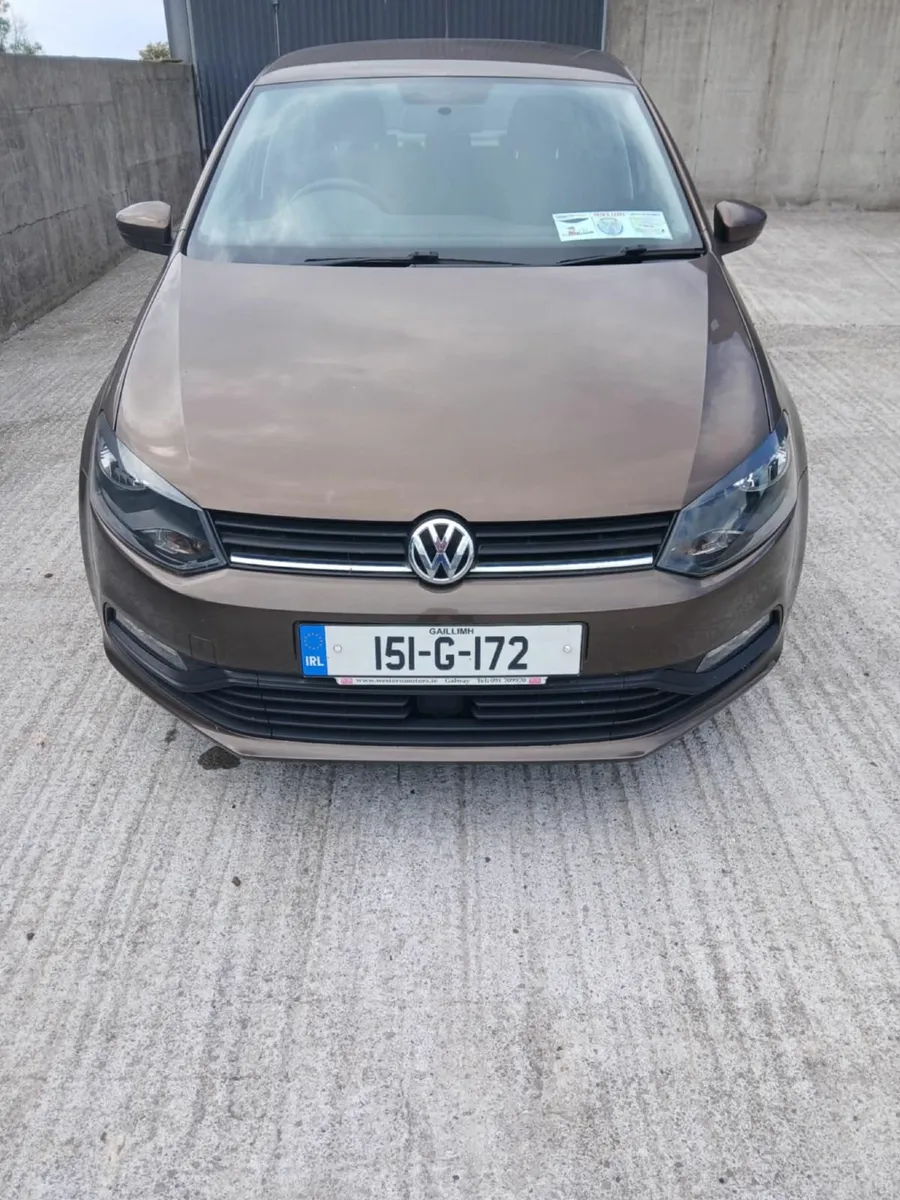 Volkswagen Polo 2015 - Image 2
