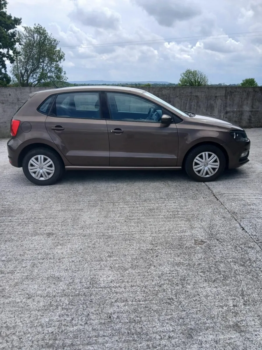 Volkswagen Polo 2015 - Image 1
