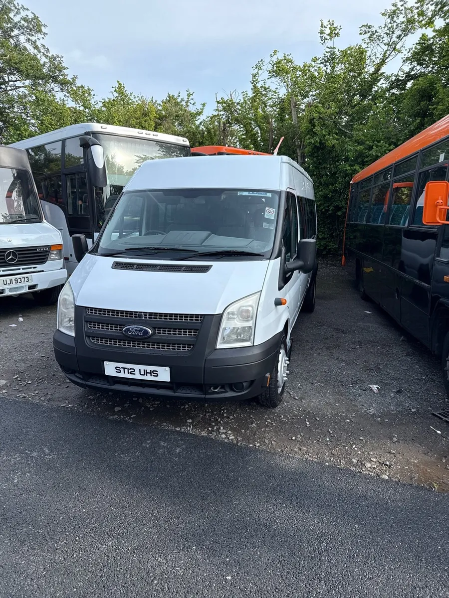 Bus - Image 3