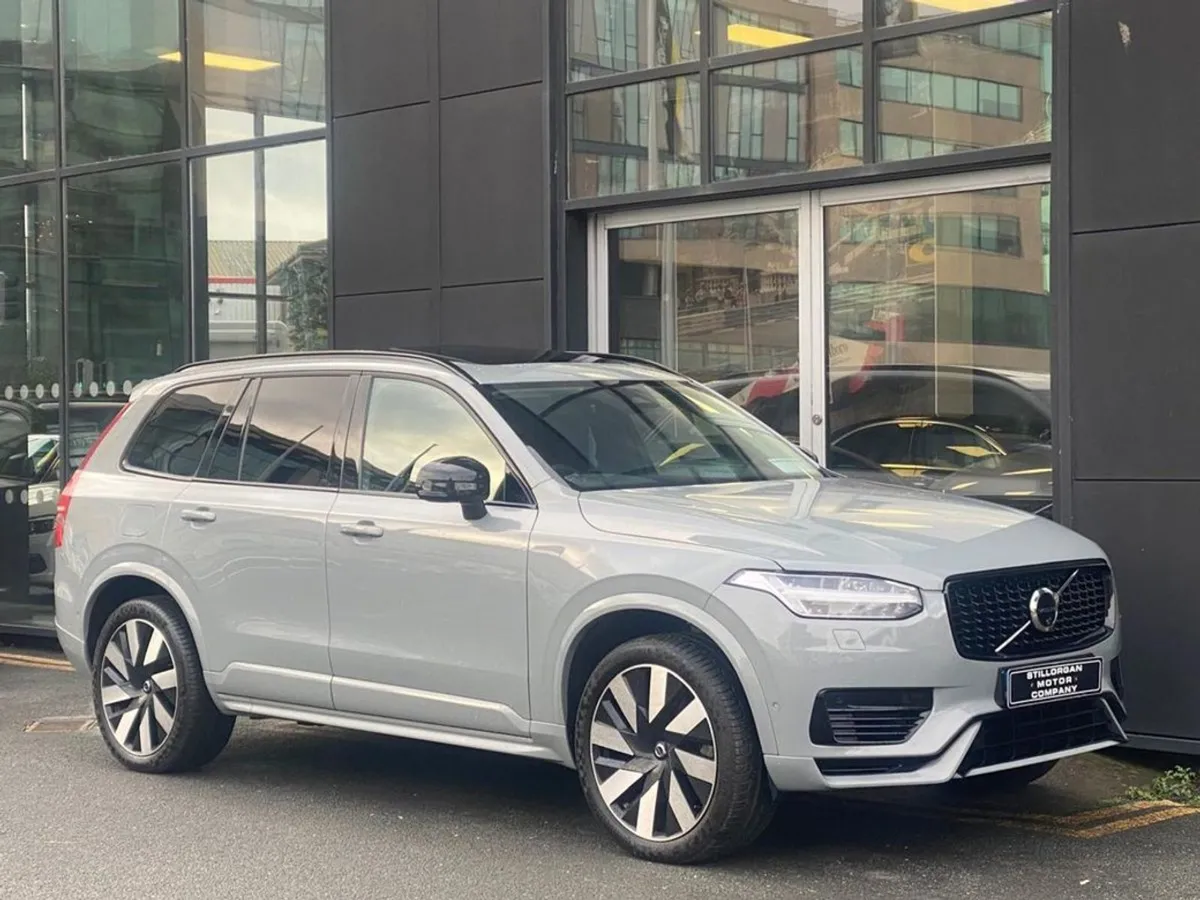Volvo XC90 T8 Dark Plus Recharge AWD Auto (phev) - Image 3