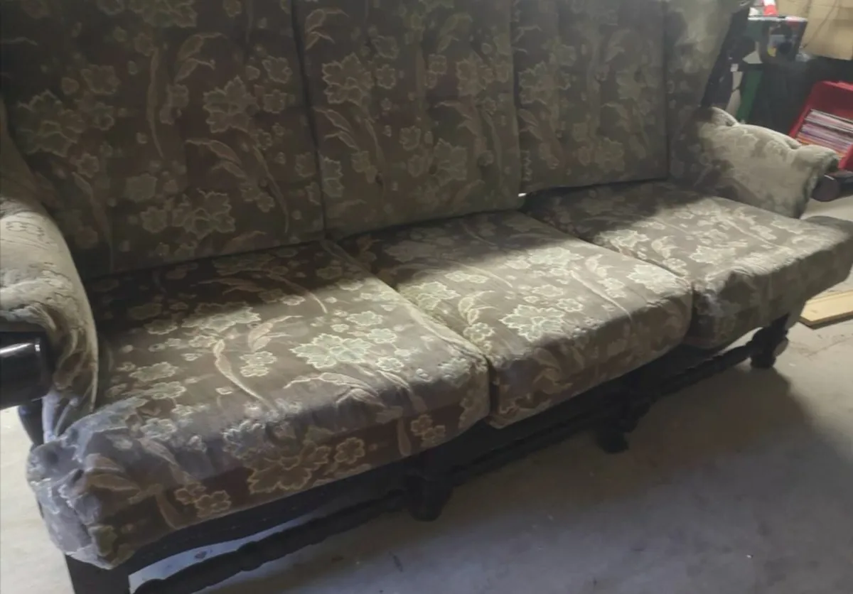 3 piece suite of furniture - Image 2
