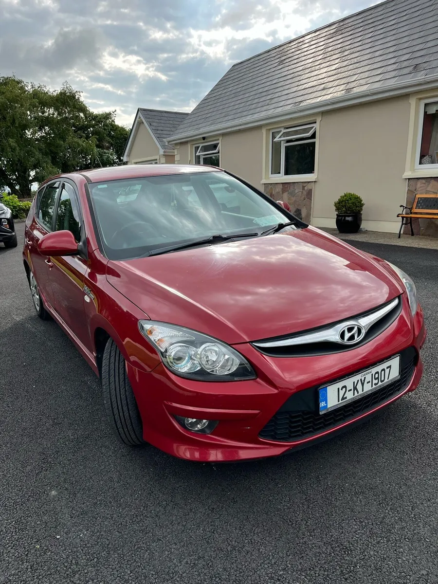 Hyundai i30 - Image 1