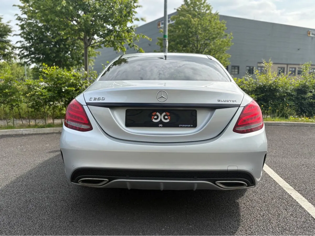Mercedes-Benz C-Class C250 2014 AMG Line - Image 4