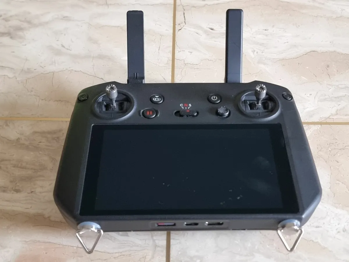 DJI Mavic 3 Pro Fly More Combo + Care Refresh - Image 2