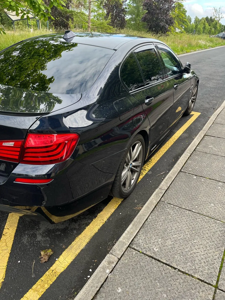 BMW 5-Series 2015 - Image 3