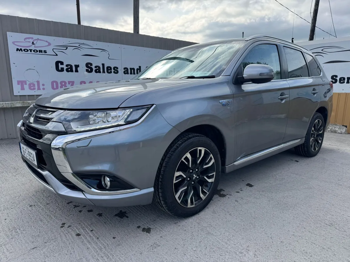 161 Outlander PHEV 2.0L MIVEC 4WD 5-Seater - Image 1