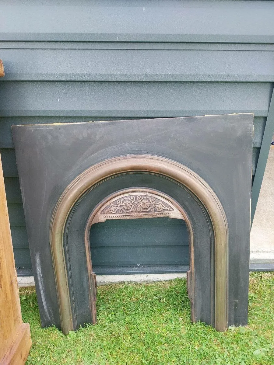 Fireplace surround - Image 2