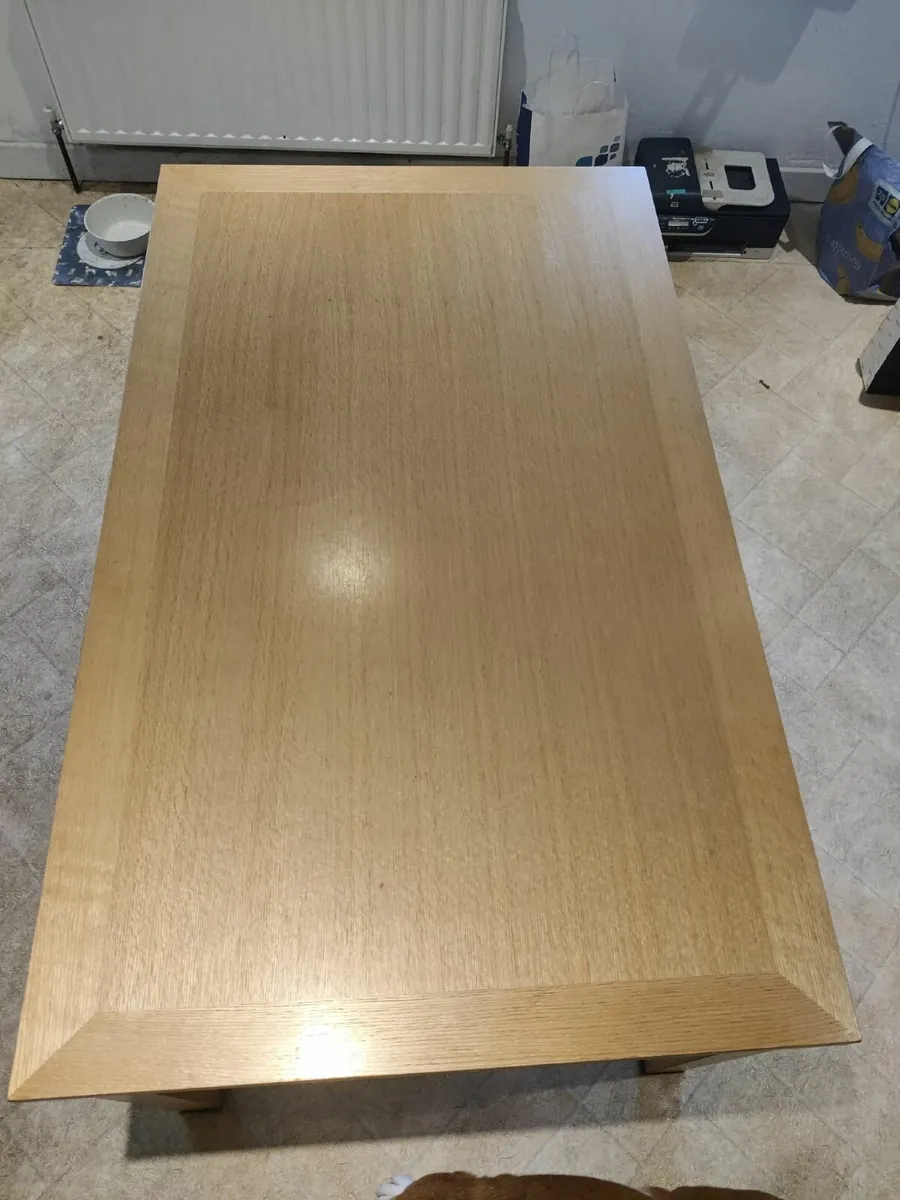 Kitchen table and chairs - Image 3