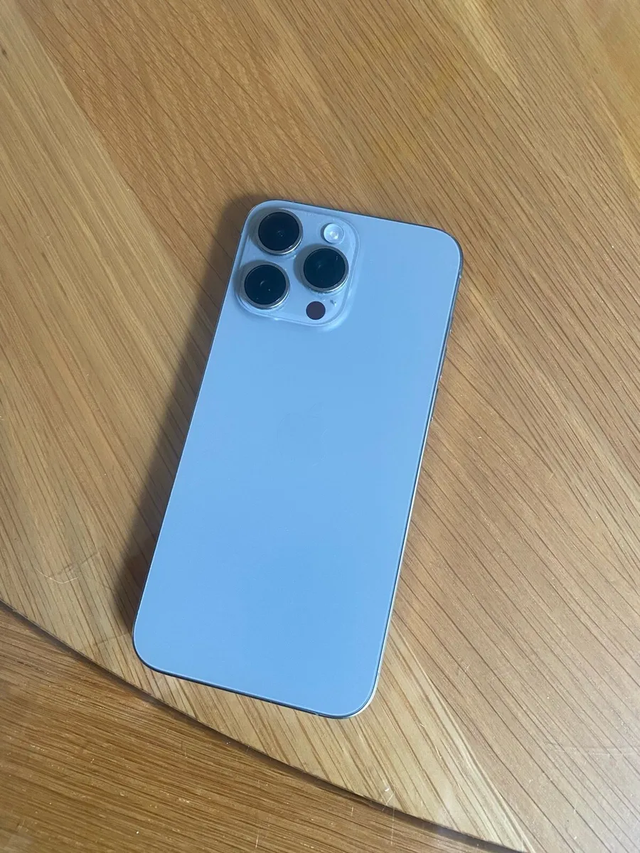 iPhone 15 pro max mint - Image 3