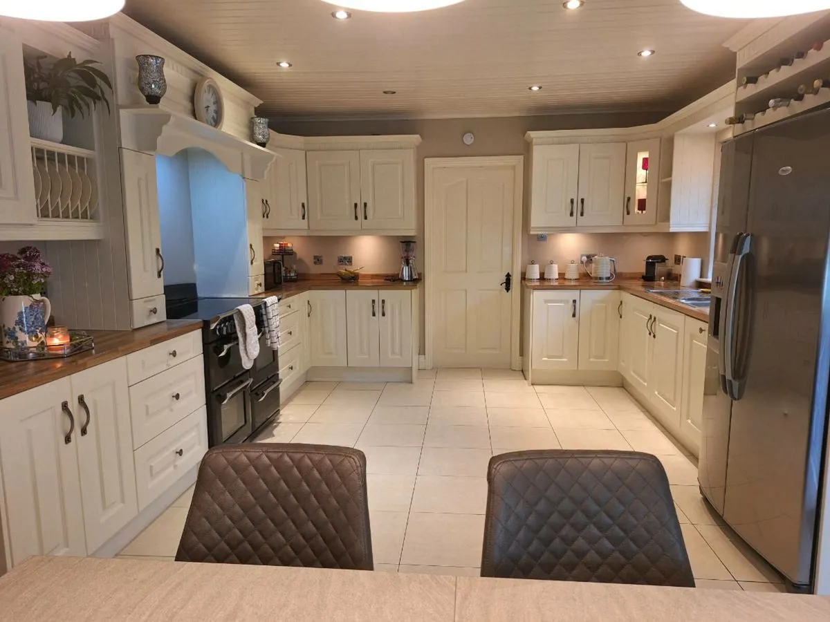 Kitchen - Image 2