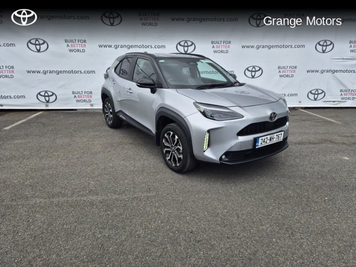 Toyota Yaris Cross 1.5 Hybrid Luna Sport Bitone - Image 1