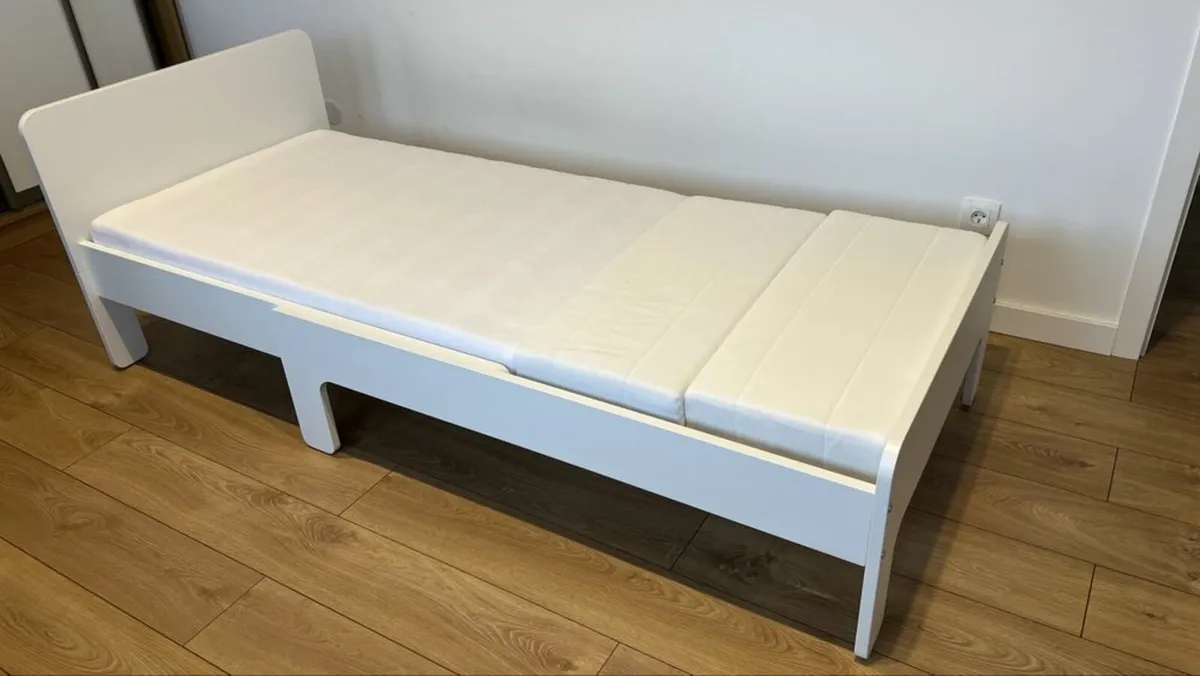 Ikea Slakt Extendable bed with Mattress