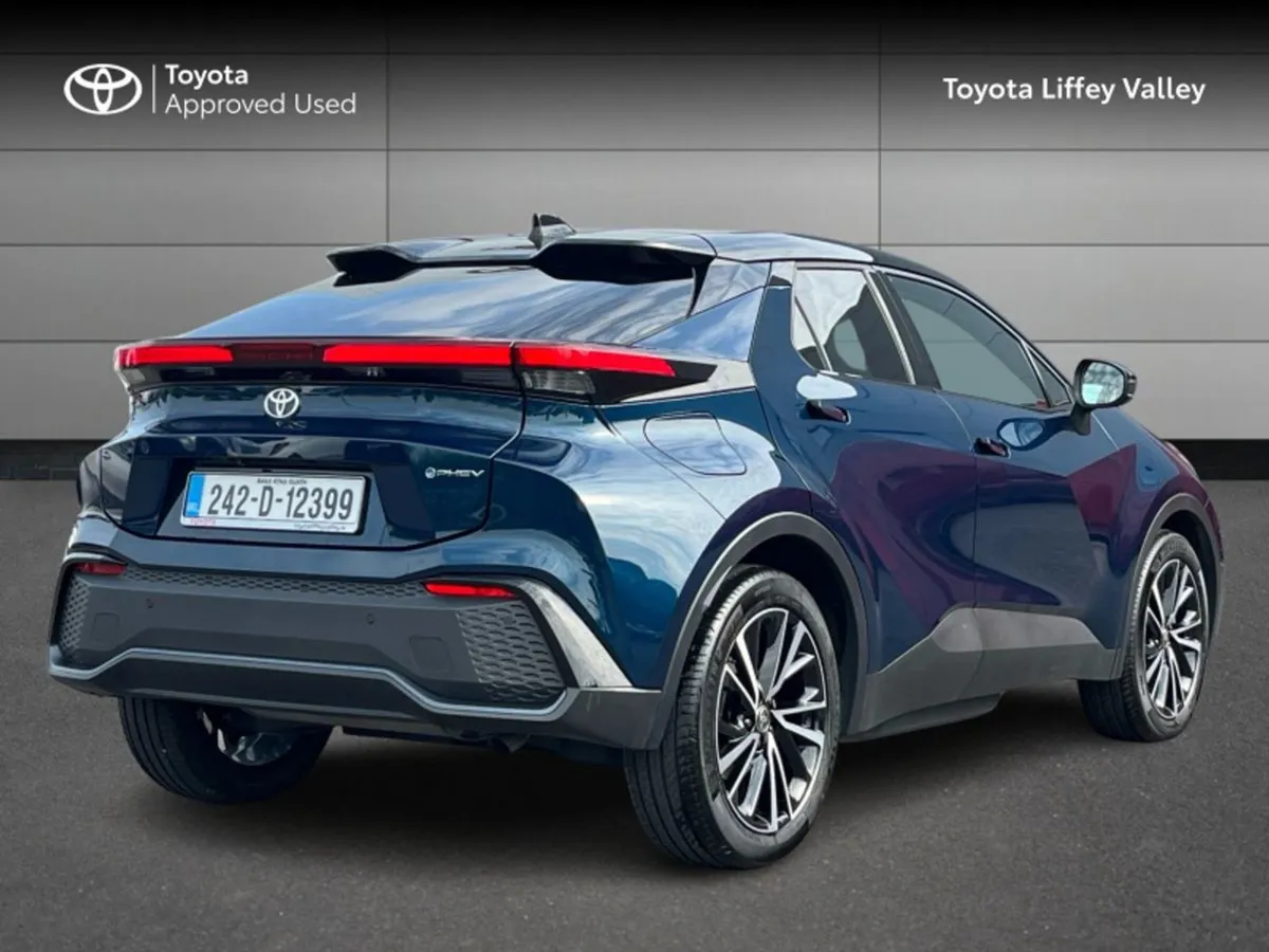 Toyota C-HR C-hr Phev SOL - Image 2