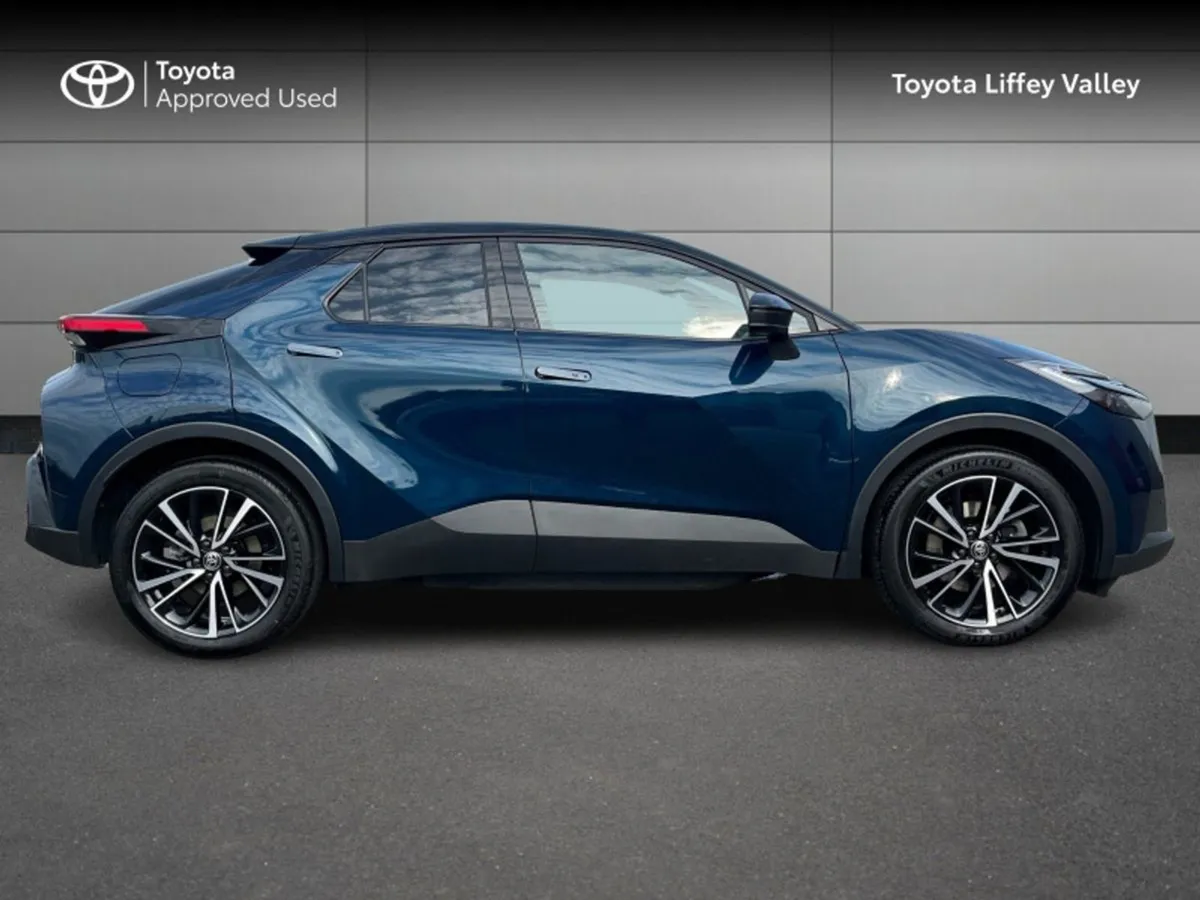 Toyota C-HR C-hr Phev SOL - Image 3