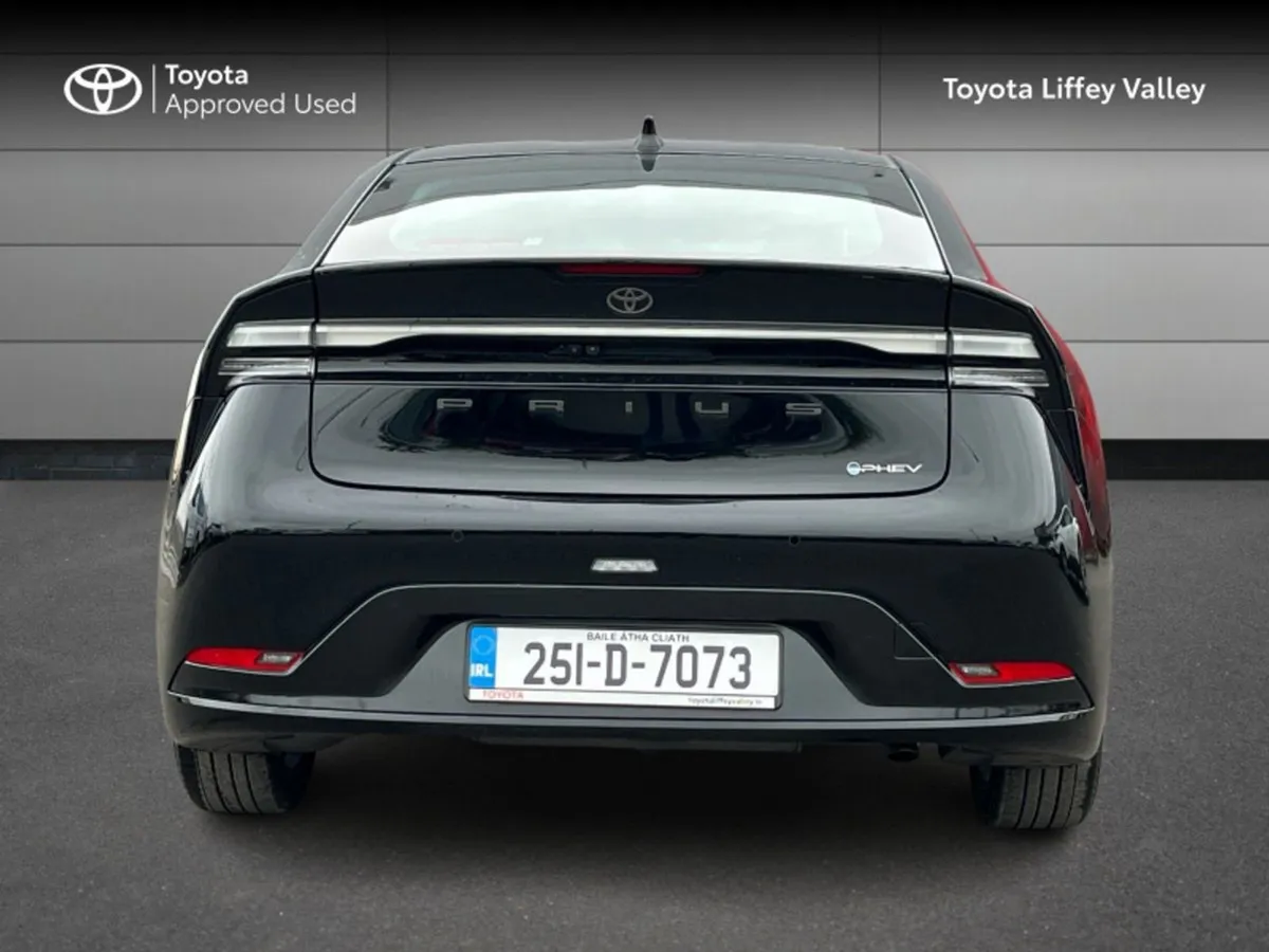 Toyota Prius Prius Plug-in Hybrid - Image 4