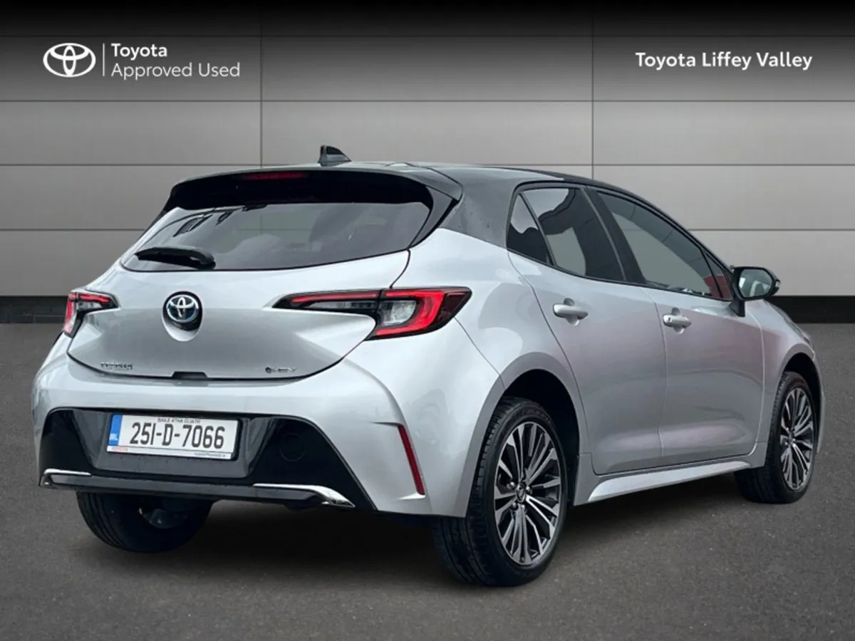 Toyota Corolla Corolla HB Luna Sport - Image 2