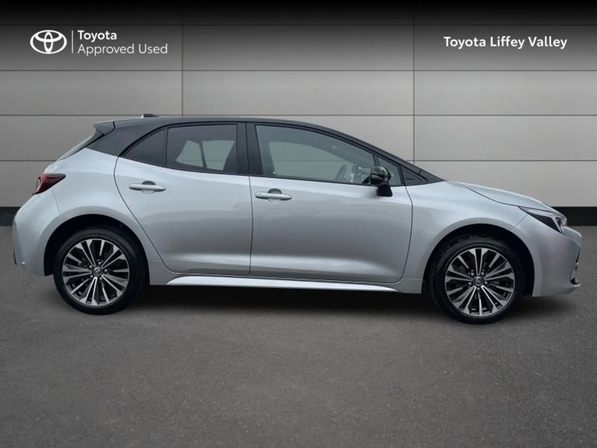 Toyota Corolla Corolla HB Luna Sport - Image 3