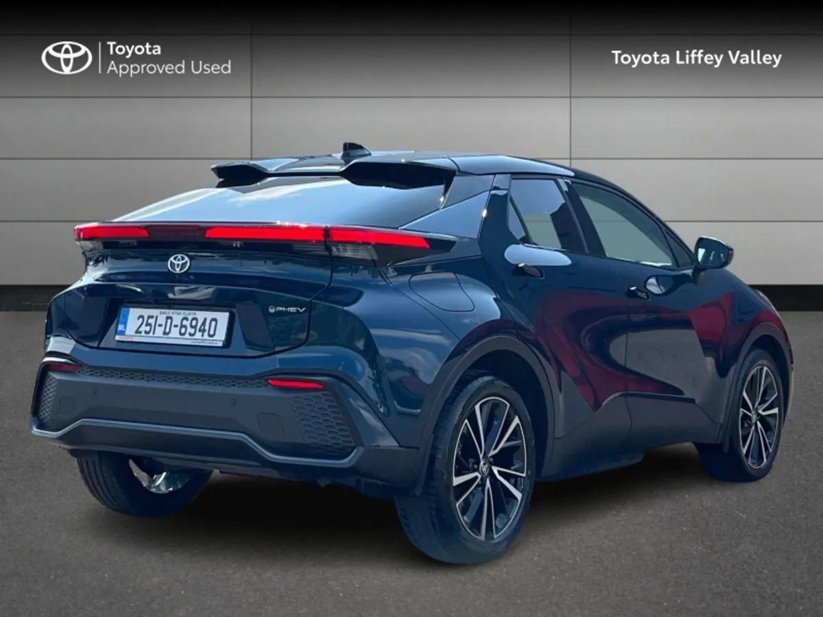 Toyota C-HR C-hr Phev SOL - Image 2
