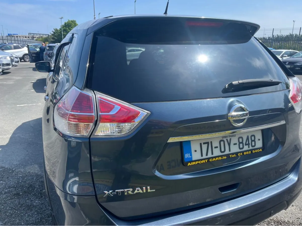 Nissan X-Trail 1.6 DSL SV 7 Seat E6 4 4DR - Image 3