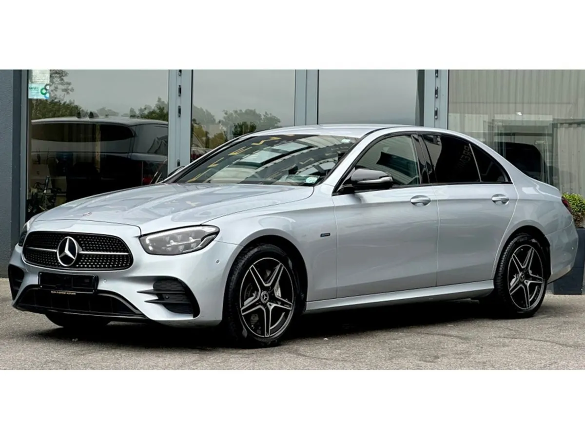Mercedes-Benz E-Class 300 Plug-in Hybrid 4DR Auto - Image 2