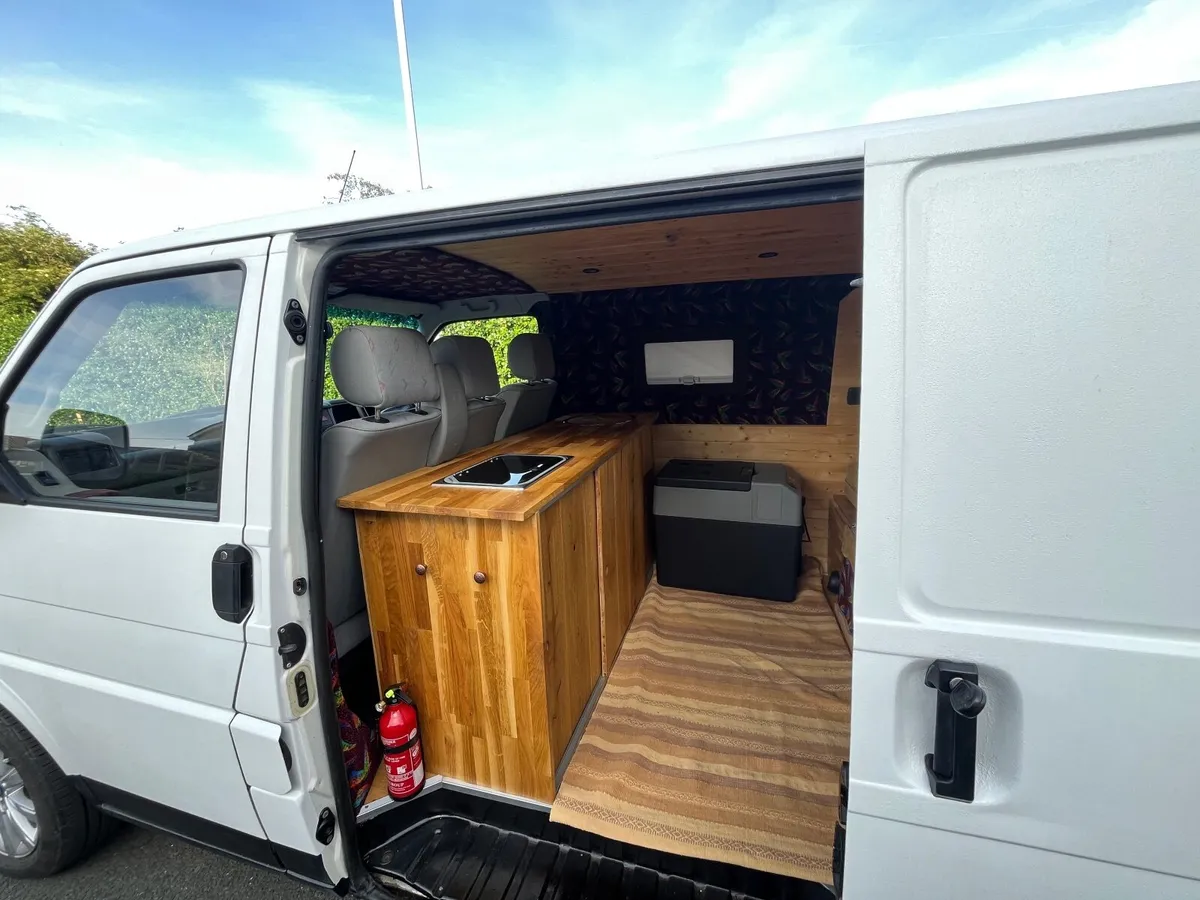 VW Transporter T4 Camper - Image 2