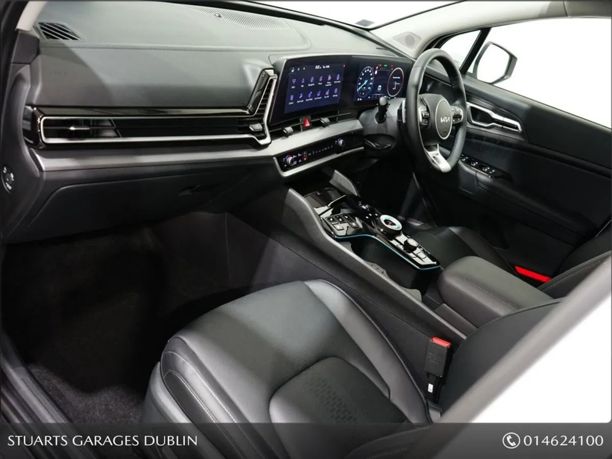 Kia Sportage 1.6 Phev Upgraded 252 Specification - Image 3
