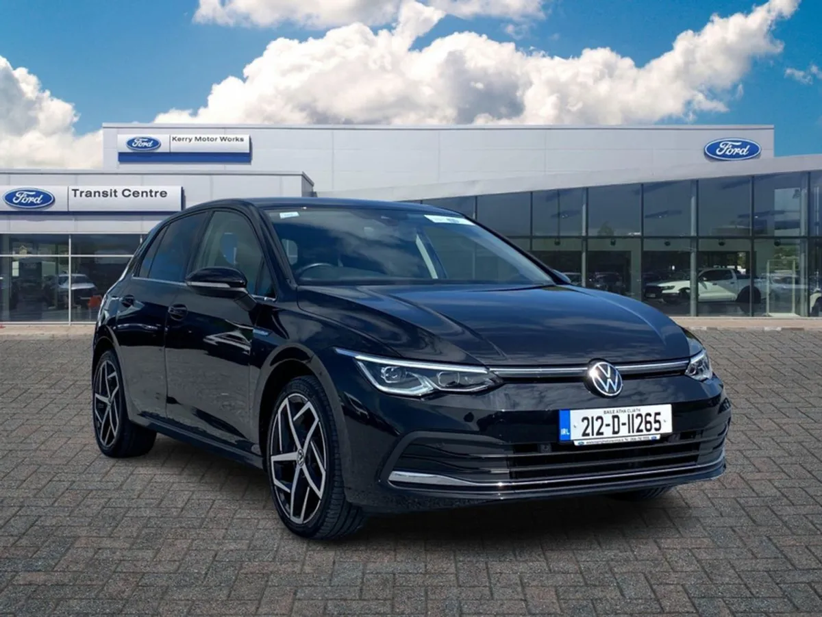 Volkswagen Golf Style 1.5 TSI 130BHP 18  Alloys - Image 1