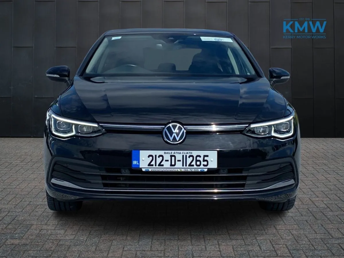 Volkswagen Golf Style 1.5 TSI 130BHP 18  Alloys - Image 3