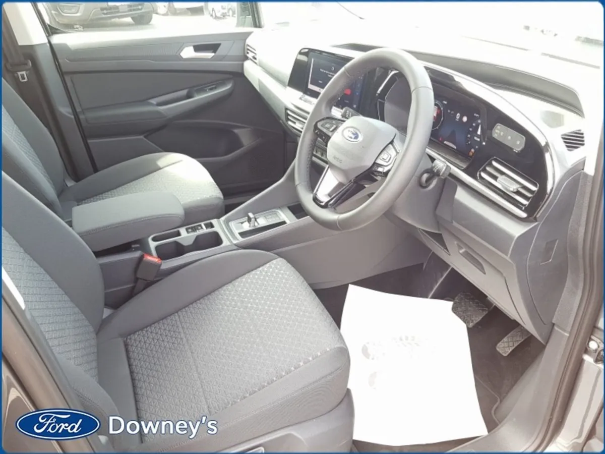 Ford TOURNEO CONNECT 2.0 TD  wheelchair Accessibl - Image 2