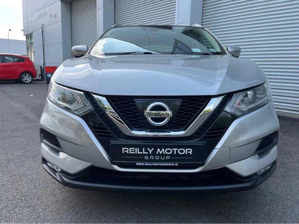 Nissan QASHQAI 1.5 Diesel SV - Image 2