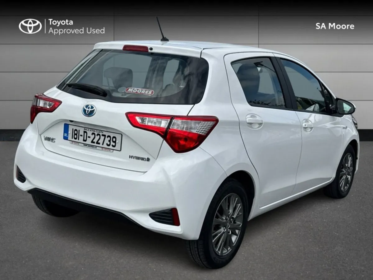 Toyota Yaris Hybrid 5DR Luna - Image 2