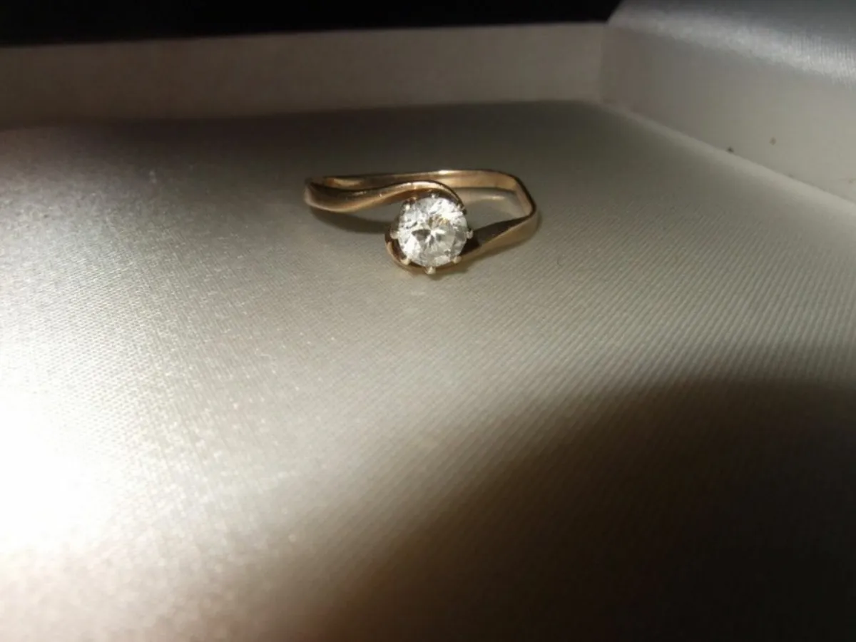 Vintage Hallmarked 14ct Gold Solitaire - Image 3