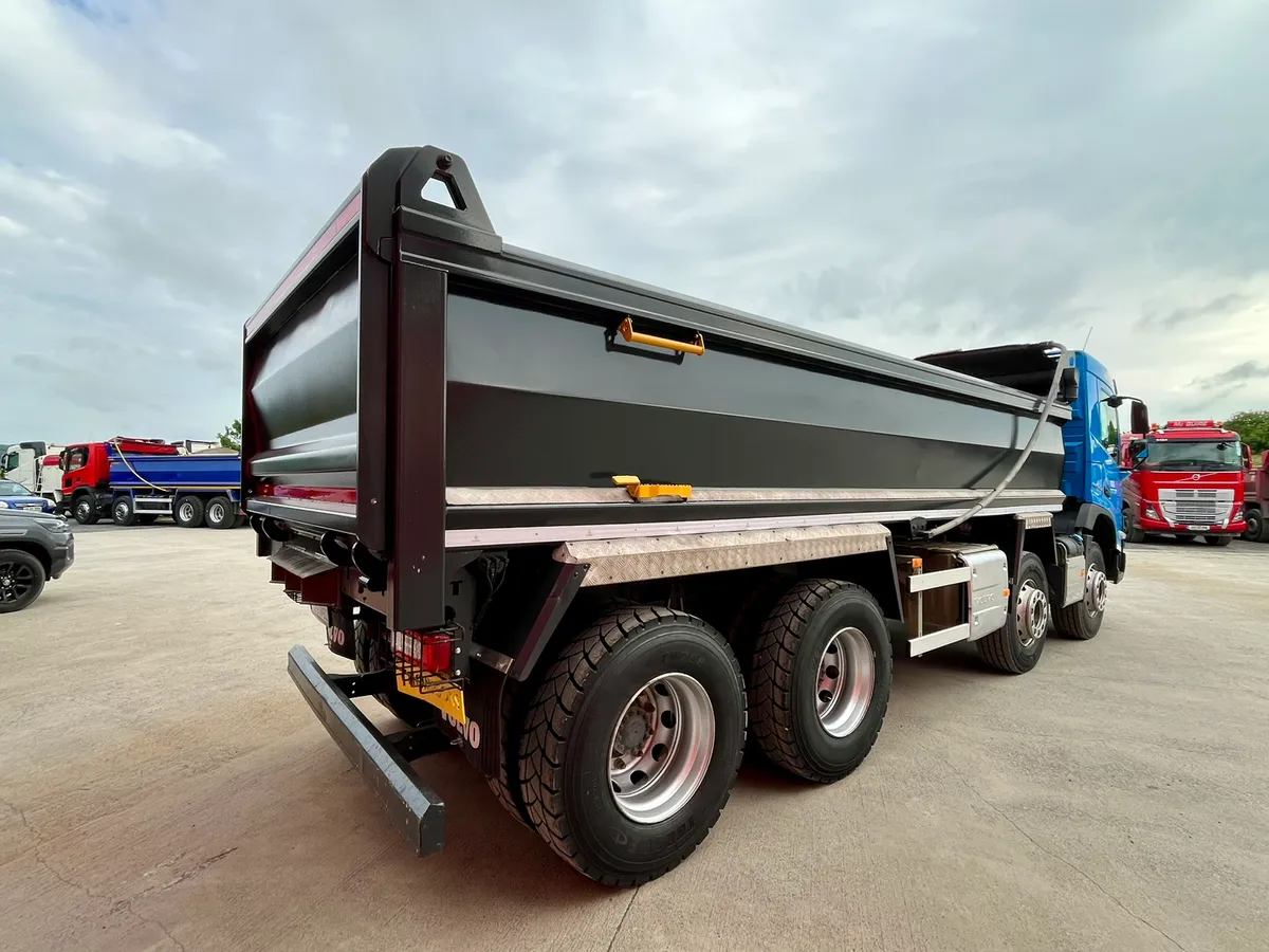 2022 Volvo FMX 420 - Image 4