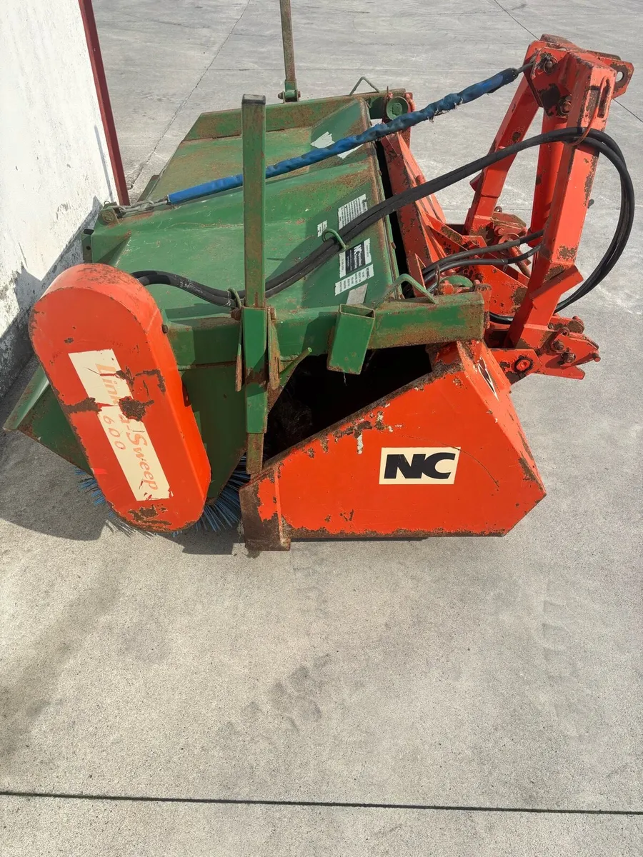 NC tractor road brush - Image 2