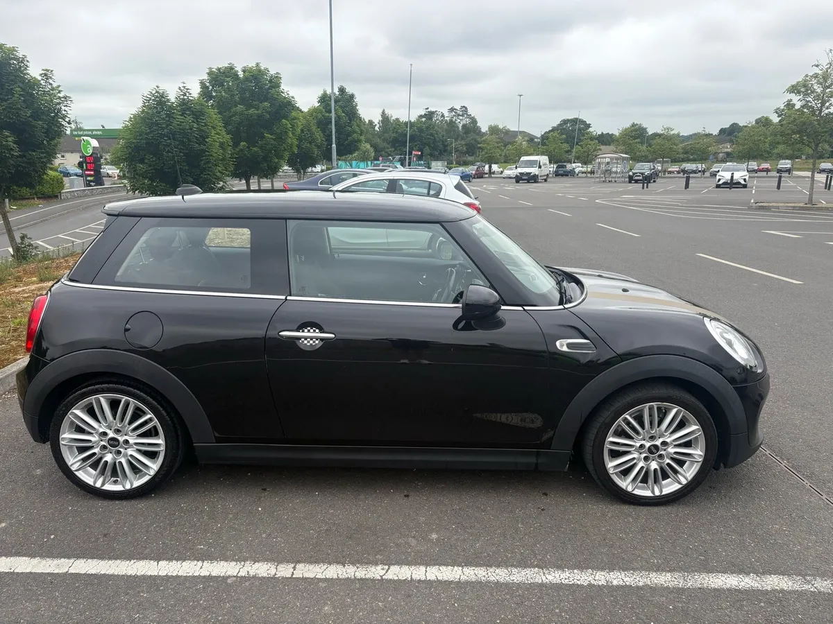 Mini Cooper D Sport - Image 4