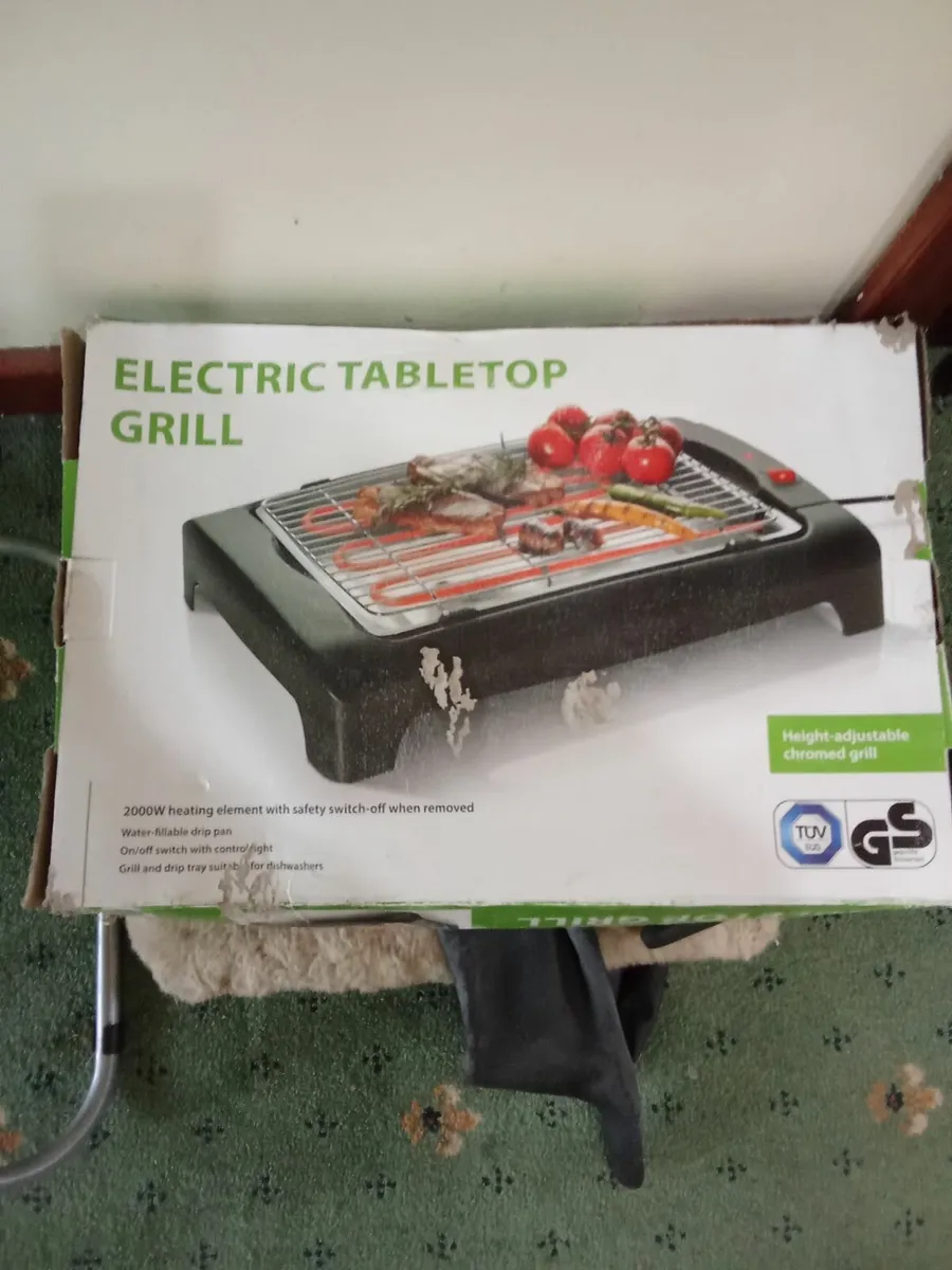 Brand New electric table top grill