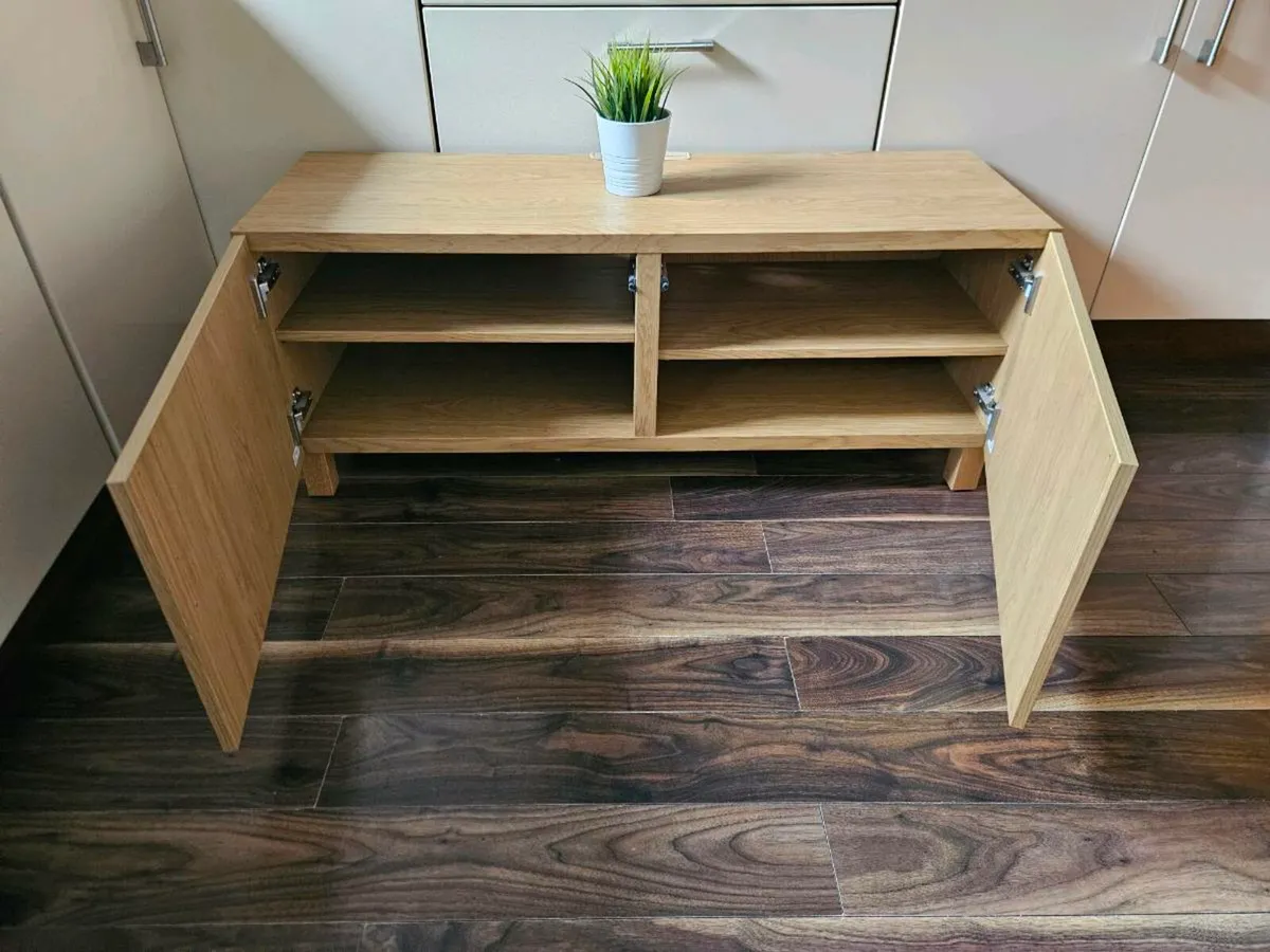 Ikea Besta Tv Unit 120x42x48cm - Image 2
