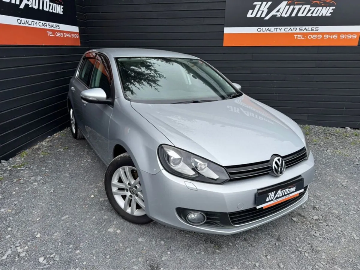 Volkswagen Golf 1.4 TSI Comfortline Auto - Image 1