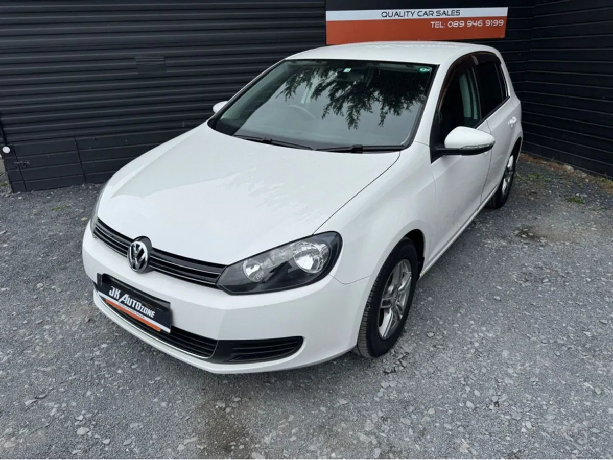 Volkswagen Golf 1.2 TSI Auto - Image 3
