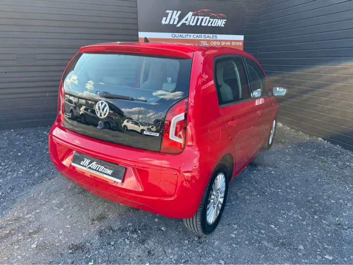 Volkswagen Up! 1.0 RED Edition Auto - Image 4